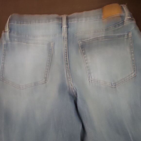 Aeropostale Light Blue Ankle Jeans 8 - Picture 7 of 8